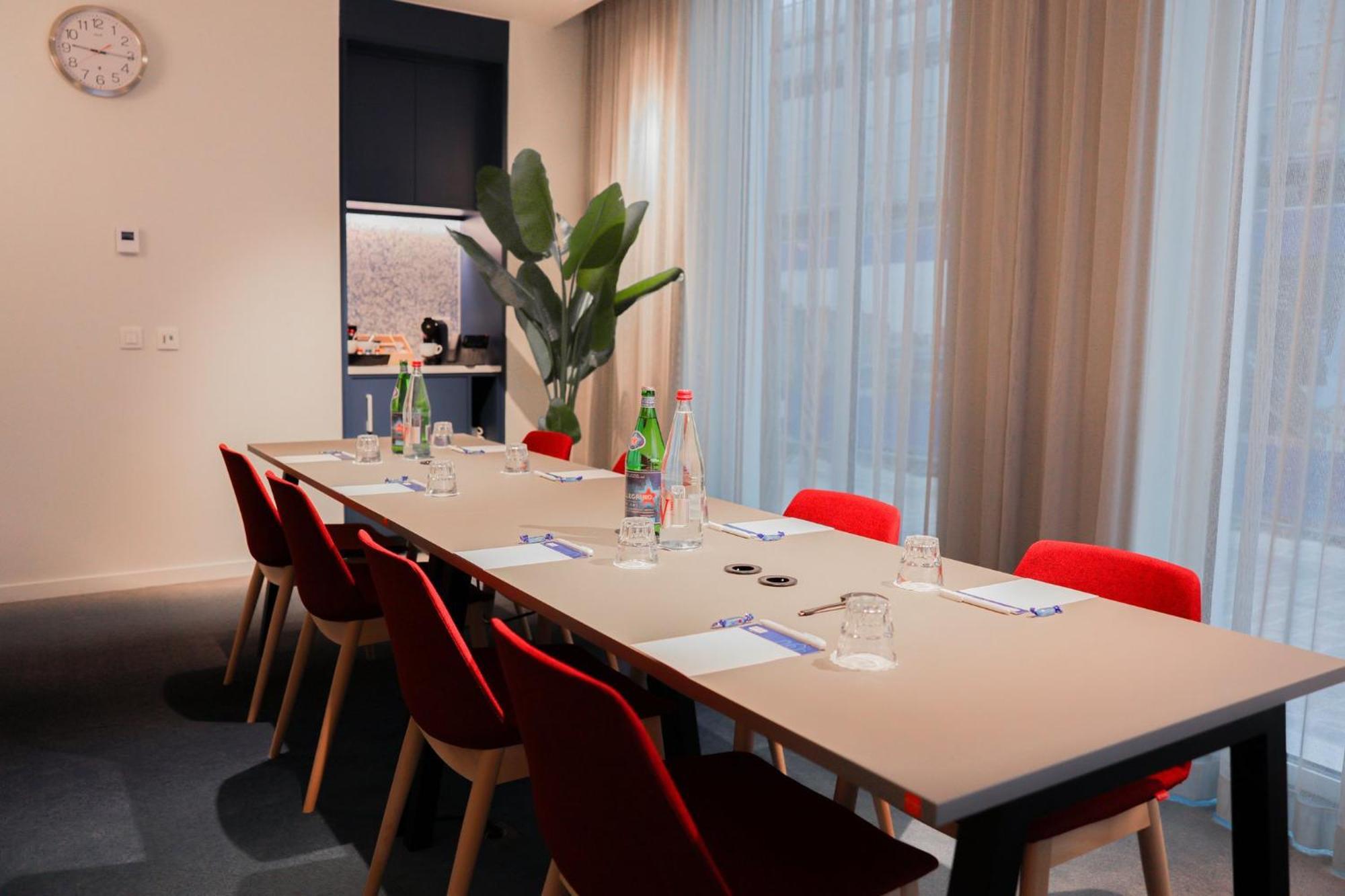 Holiday Inn Express & Suites Ghent By Ihg Luaran gambar